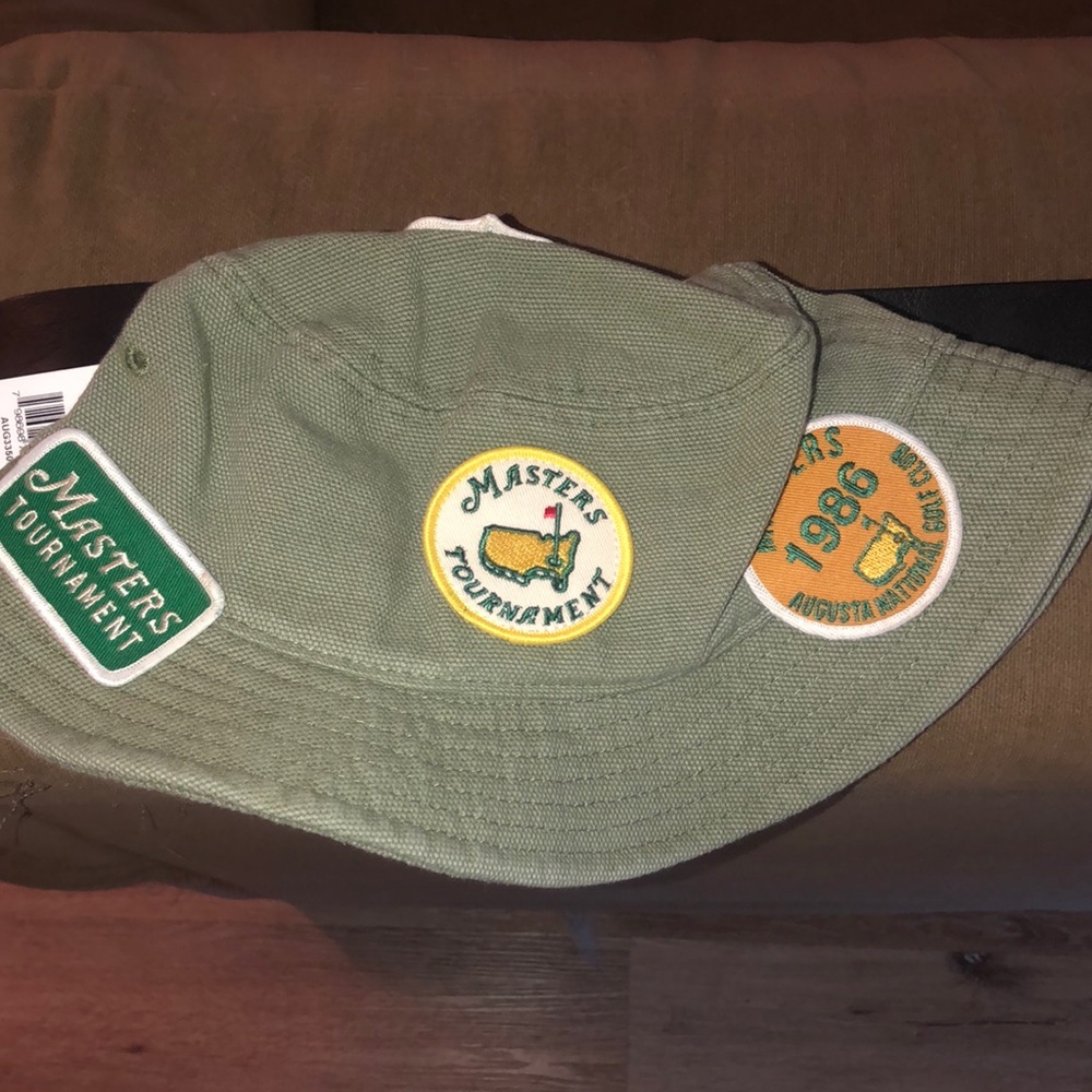 Brand new with tags Masters Bucket Hat! Limited edition badge logo hat